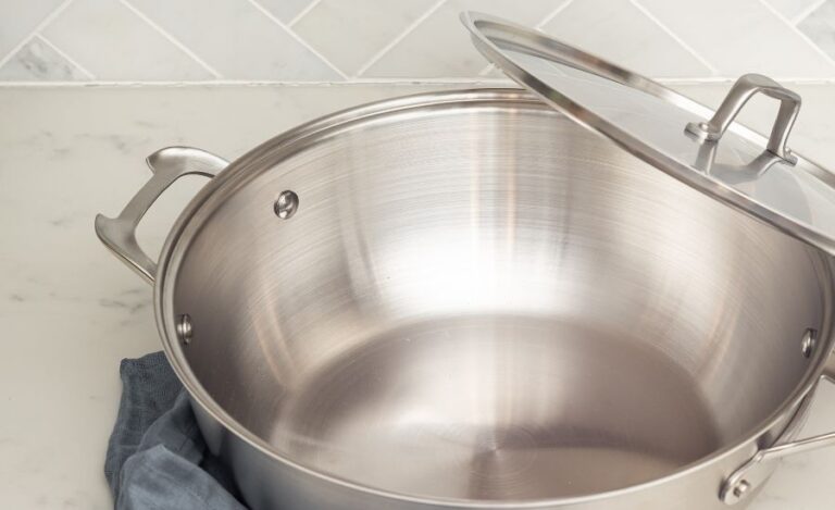 How To Use Stainless Steel Pans?