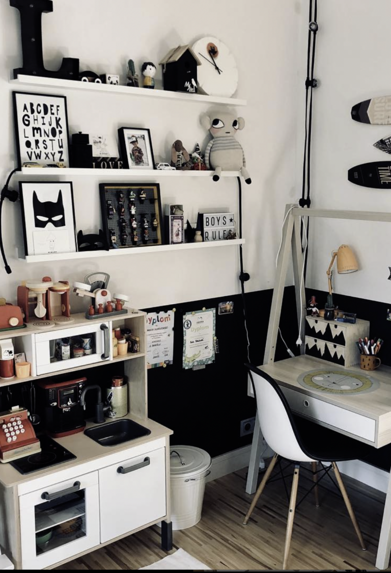 15 Black & White Room Decor Ideas You'll Love! - thedecorhomer.com
